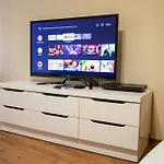 Cozy And Warm With A Separate Bedroom Appartement *