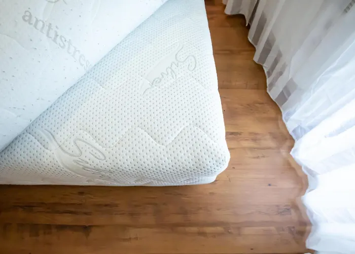 Cozy And Warm With A Separate Bedroom بانسكو