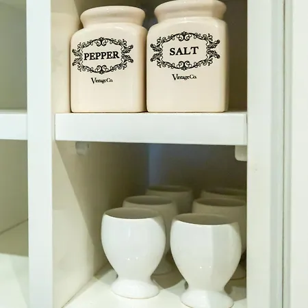 Appartamento Cozy And Warm With A Separate Bedroom *