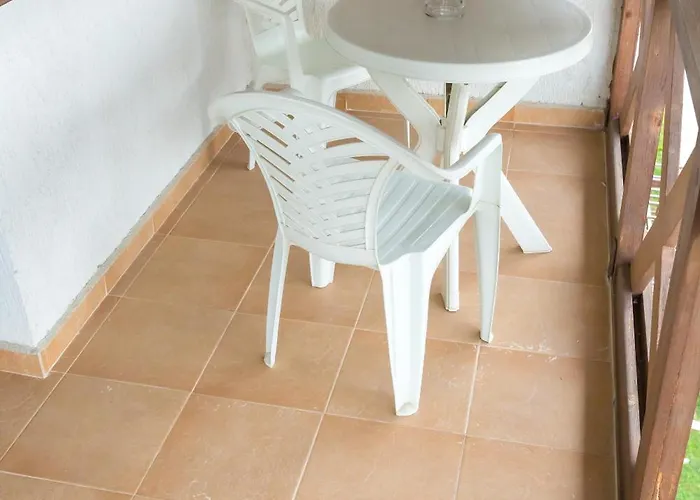 Cozy And Warm With A Separate Bedroom Apartament *